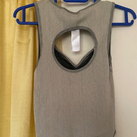 Zara M-L  Body Suit - Picture 4 of 12